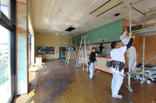 店舗リニューアルに伴う内装工事　激動の５日間に密着！