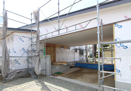 木工事と片流れ屋根