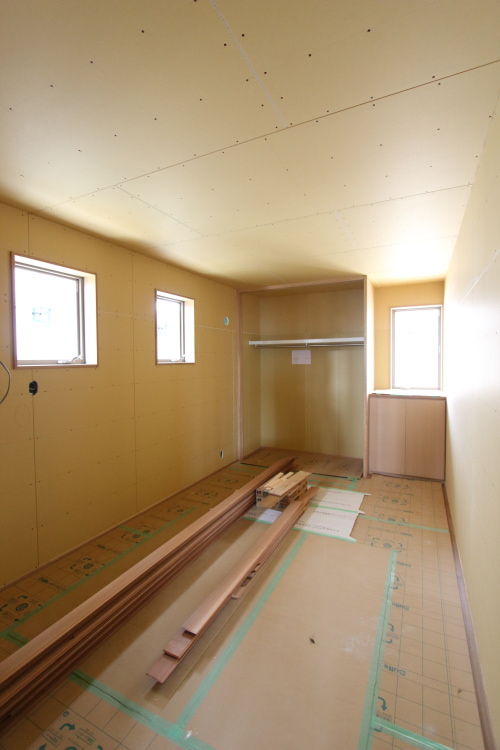 倉敷市に建築中の平屋、寝室も木工事が完了しました