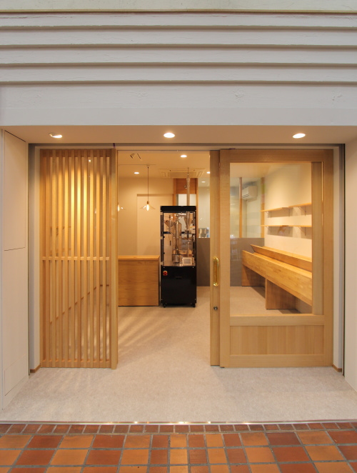 岡山市北区表町にて店舗のデザイン・改装工事をさせていただきました