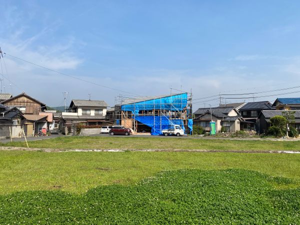 Project “UT” / 大工工事
